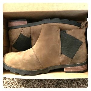 Sorel Emelie Chelsea boot